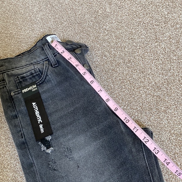 SIMPLE SOCIETY Women’s Straight Super High Rise Distressed Hem Denim Jeans 27 - Picture 3 of 14